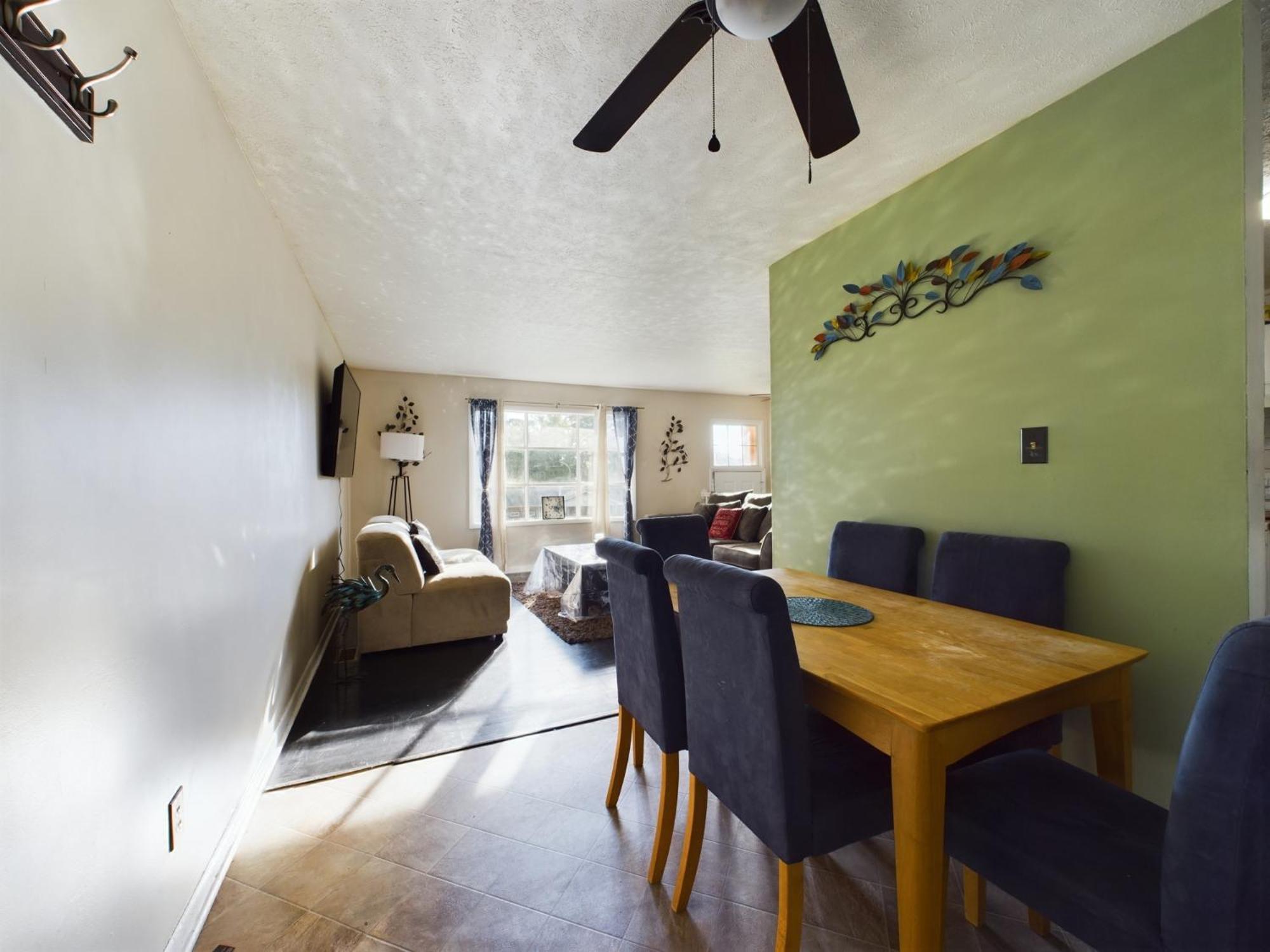 Pine Forest Zen Cottage - 10 Min To Fort Bragg فاييتفيل، كارولاينا الشمالية المظهر الخارجي الصورة