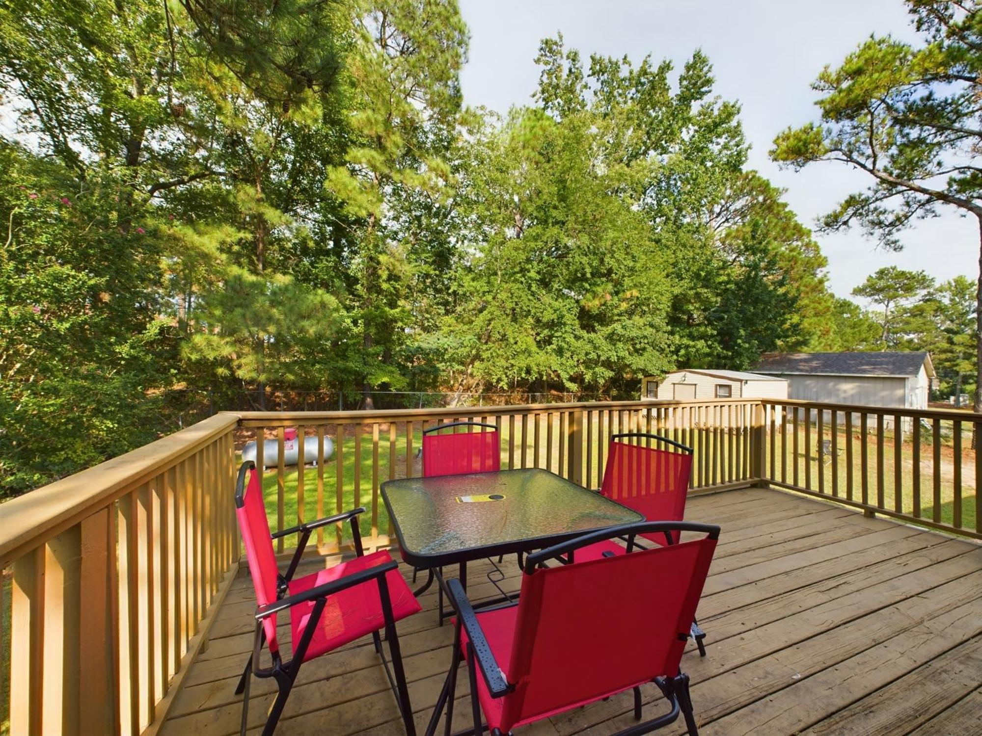 Pine Forest Zen Cottage - 10 Min To Fort Bragg فاييتفيل، كارولاينا الشمالية المظهر الخارجي الصورة